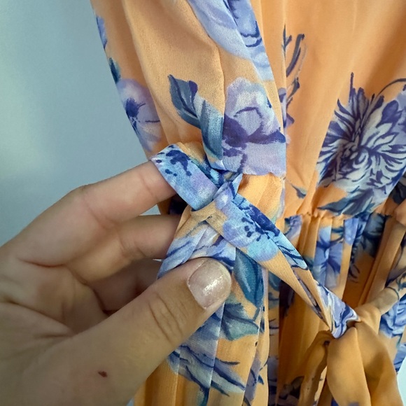 Pink Blush Maternity Dress - Picture 4 of 4